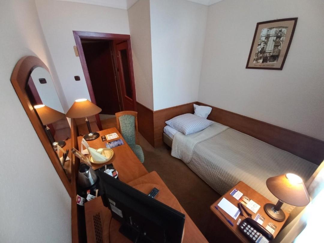 Hotell Bast Wellness & 3*