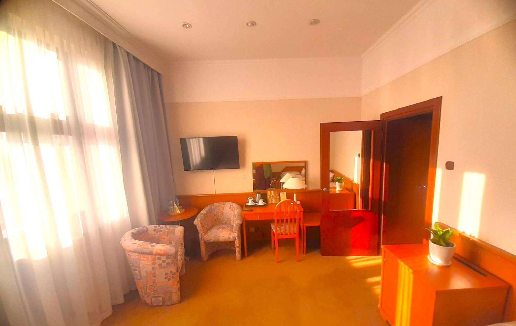 Hotell Bast Wellness & 3*